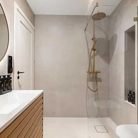 Panorama - View In L 2-bedroom